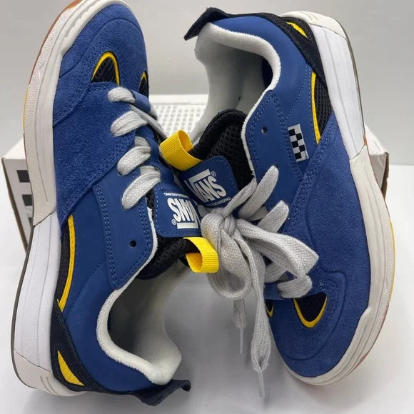 Vans Men’s Skate Mixxa
Navy/Grey
VN000CUYY27 Sneakers - Picture 10 of 16